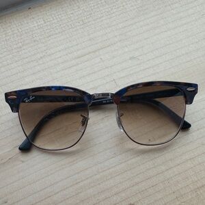 Ray-Ban CLUBMASTER FLECK Sunglasses